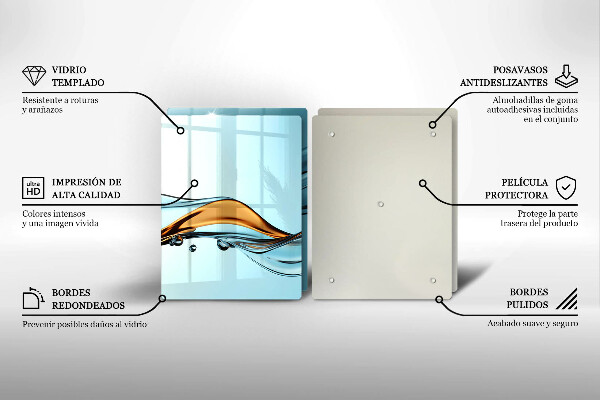 Tocător sticlă Apă pe un fundal albastru
