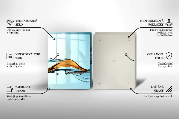 Tocător sticlă Apă pe un fundal albastru