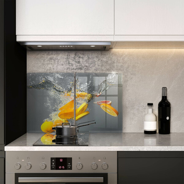 Tocător sticlă Lămâi în apă