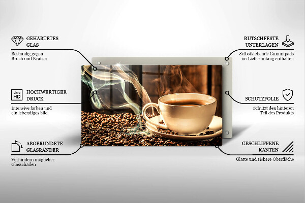 Tocător din sticlă ceașcă și boabe de cafea