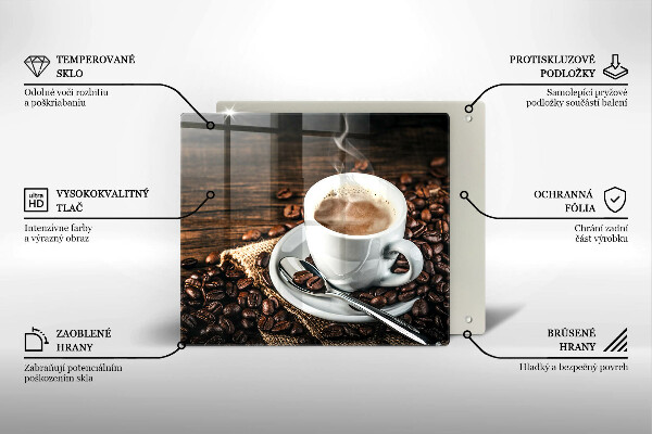 Tocător din sticlă ceașcă și boabe de cafea