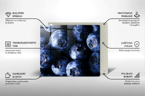Tocător de bucătărie Prim-plan cu fructe de padure