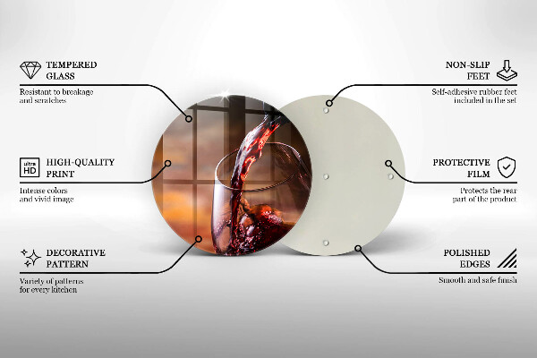 Tocător de bucătărie Vin roșu și un pahar