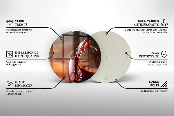 Tocător de bucătărie Vin roșu și un pahar