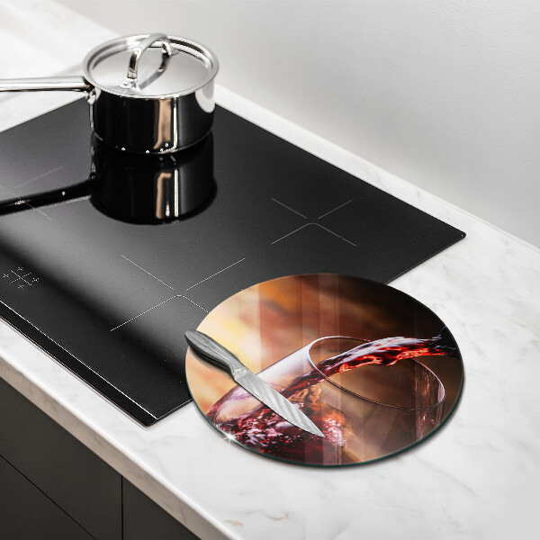 Tocător de bucătărie Vin roșu și un pahar