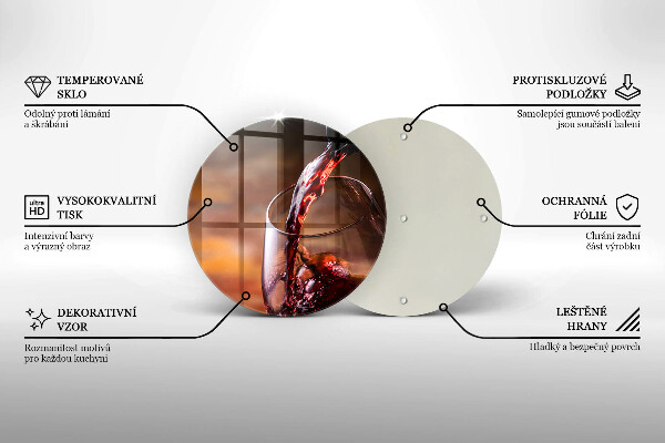 Tocător de bucătărie Vin roșu și un pahar