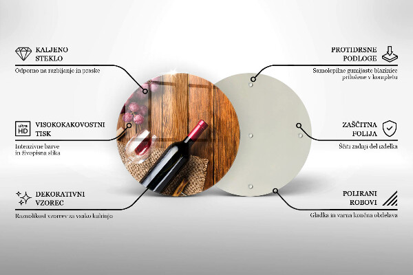 Tocător de bucătărie O sticlă de vin roșu