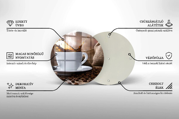 Tocător de bucătărie ceașcă și boabe de cafea