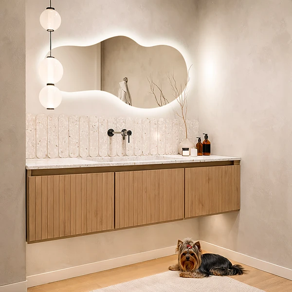 Oglindă în formă organică cu lumină modernă 50x100