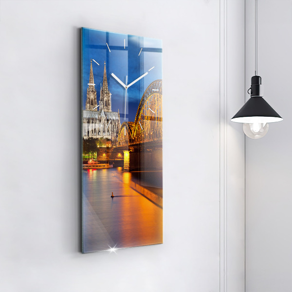 Ceas vertical de perete din sticlă Pod din Germania