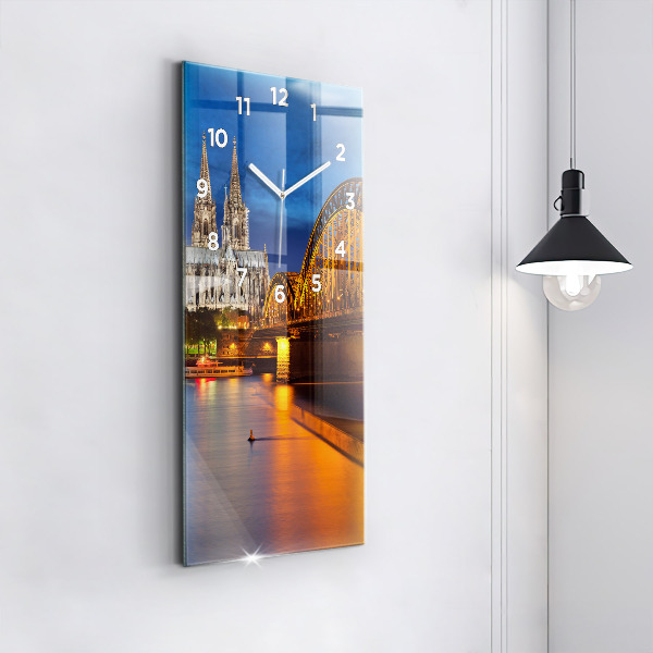 Ceas vertical de perete din sticlă Pod din Germania