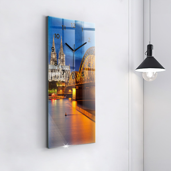 Ceas vertical de perete din sticlă Pod din Germania