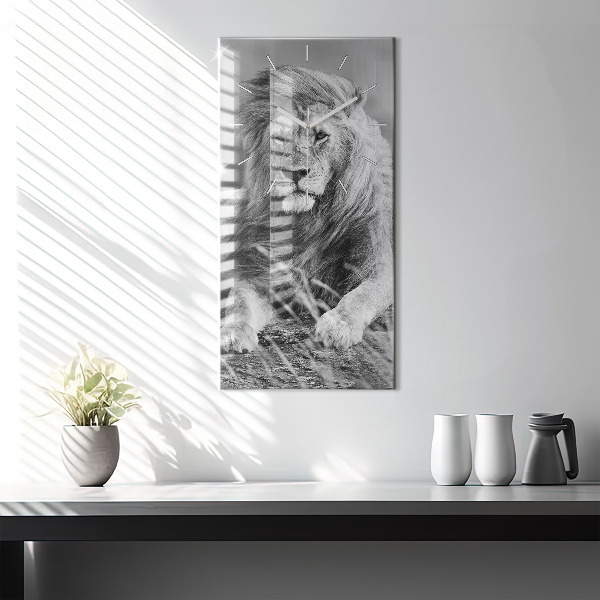 Ceas vertical de perete din sticlă Rezumat - Leu