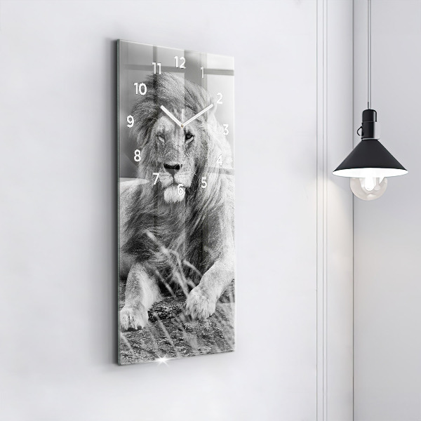 Ceas vertical de perete din sticlă Rezumat - Leu
