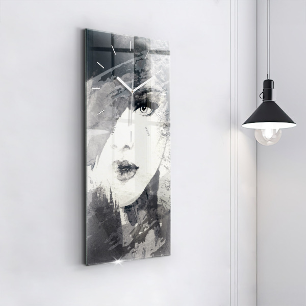 Ceas vertical de perete din sticlă Femeie – acuarele