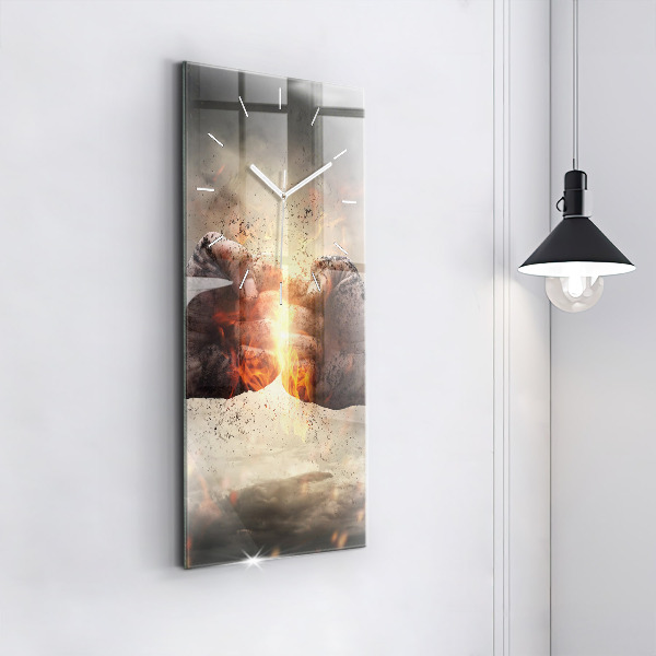 Ceas vertical de perete din sticlă Pumnii Puterea Puterea