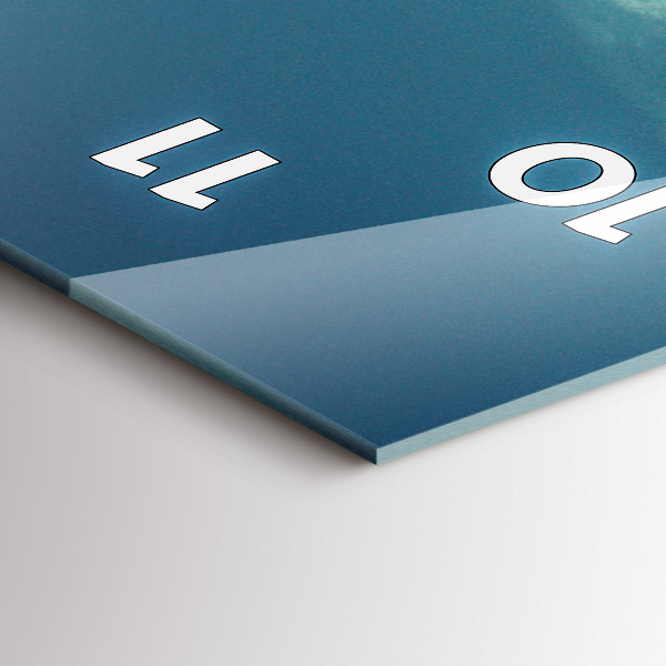 Ceas vertical de perete din sticlă Mașină cu o placă de surf