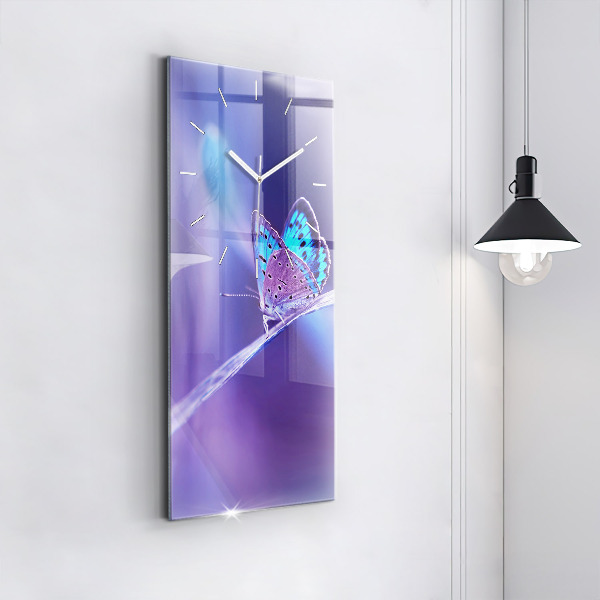 Ceas vertical de perete din sticlă Fluture pe iarbă
