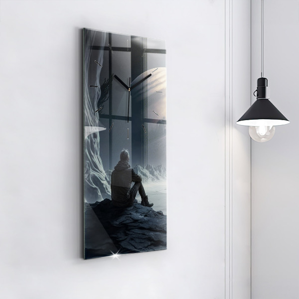 Ceas vertical de perete din sticlă Omul pe fundalul lunii