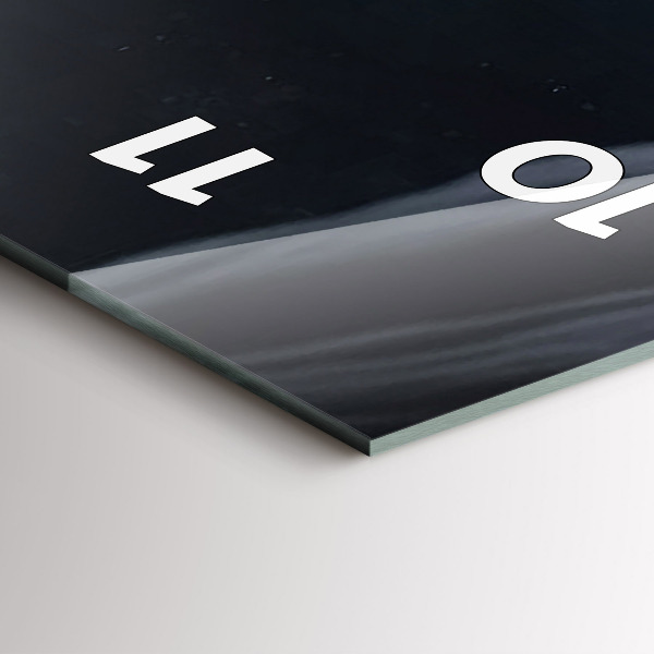 Ceas vertical de perete din sticlă Omul pe fundalul lunii