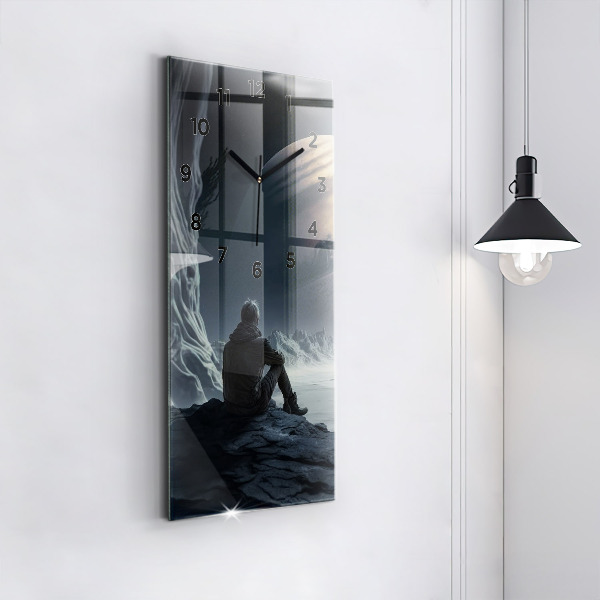 Ceas vertical de perete din sticlă Omul pe fundalul lunii