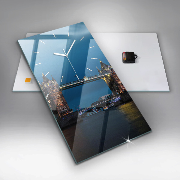 Ceas vertical de perete din sticlă Tower Bridge Londra noaptea