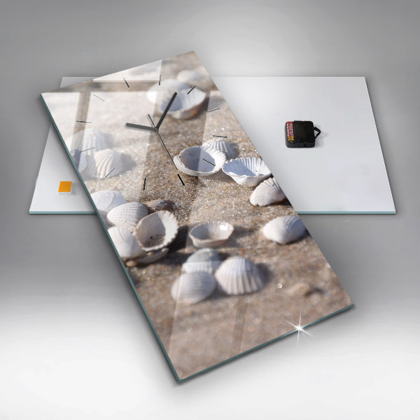 Ceas vertical de perete din sticlă Scoici pe plajă