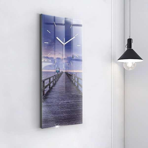 Ceas vertical de perete din sticlă Pier pe Marea Baltică