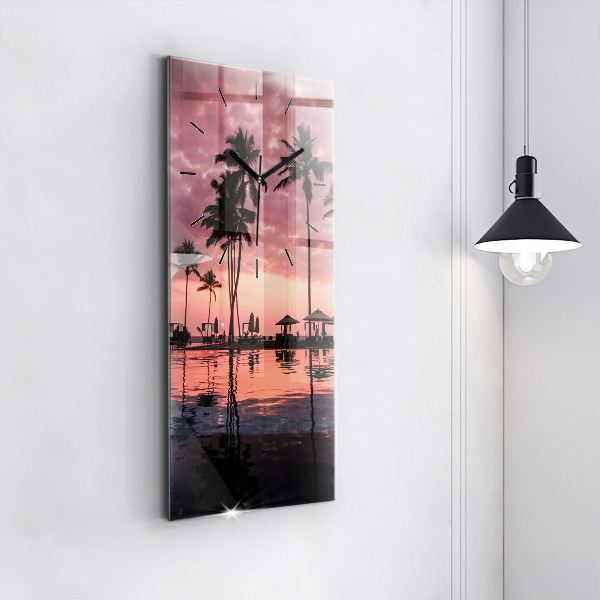 Ceas vertical de perete din sticlă Palmieri din Hawaii