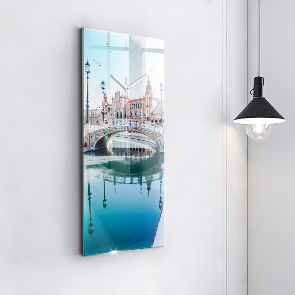 Ceas vertical de perete din sticlă Plaza de España din Sevilla