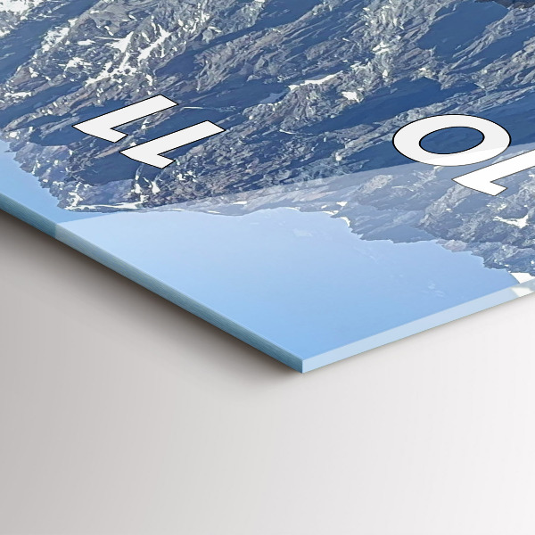 Ceas vertical de perete din sticlă Munții Alpi iarna