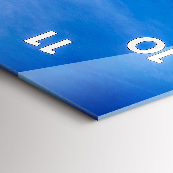 Ceas vertical de perete din sticlă Phuket în Thailanda