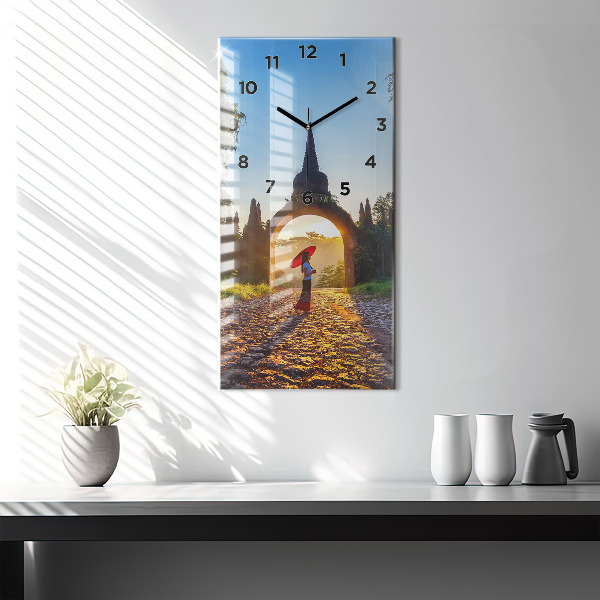 Ceas vertical de perete din sticlă Parcul Surat Thani Thailanda