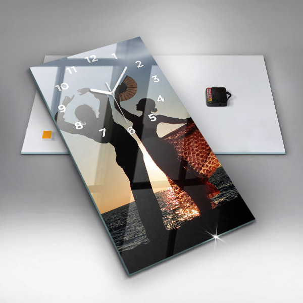 Ceas vertical de perete din sticlă Dans spaniol pe mare