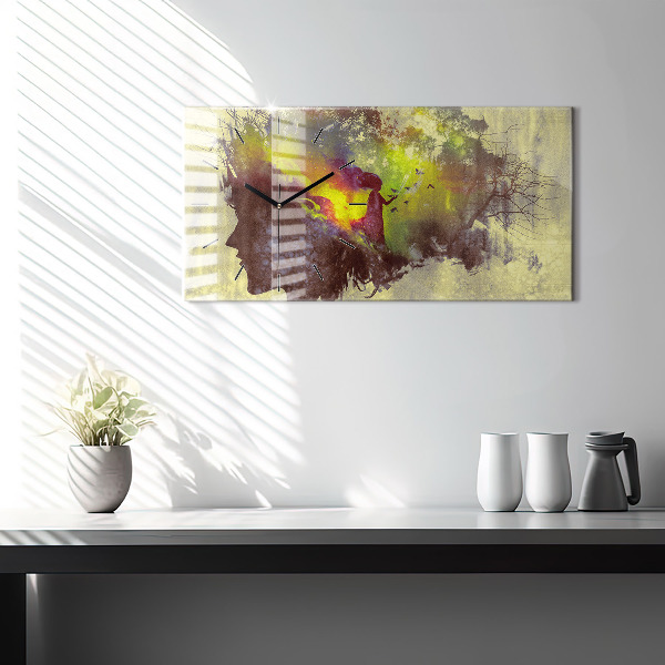 Ceas orizontale de perete din sticlă Femeie în pădure