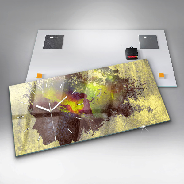 Ceas orizontale de perete din sticlă Femeie în pădure