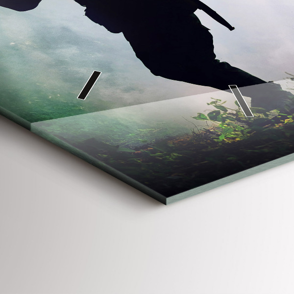 Ceas orizontale de perete din sticlă Soldații armatei în pădure