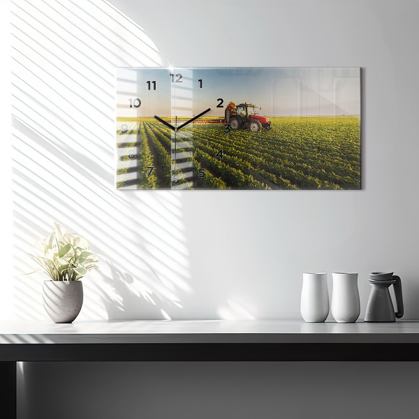 Ceas orizontale de perete din sticlă Tractorul pulverizează un câmp