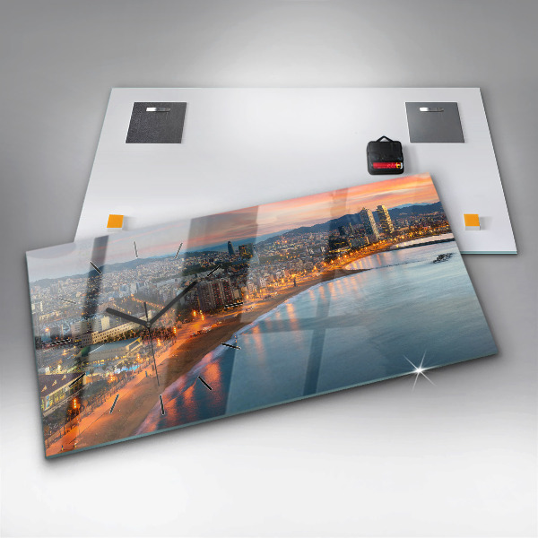 Ceas orizontale de perete din sticlă Plaja din Barcelona