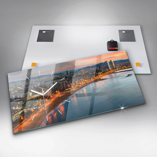 Ceas orizontale de perete din sticlă Plaja din Barcelona