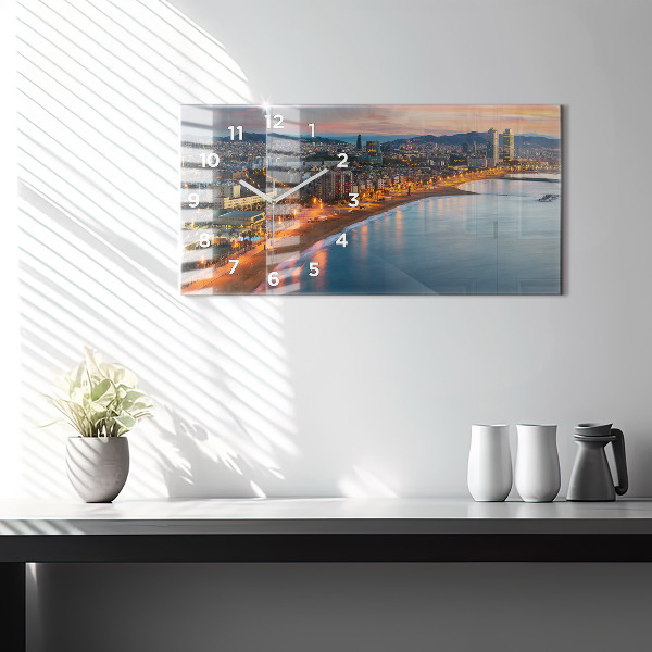 Ceas orizontale de perete din sticlă Plaja din Barcelona