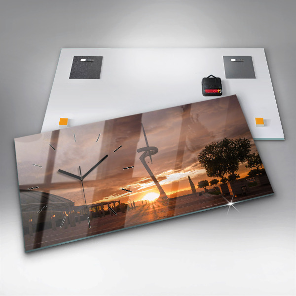 Ceas orizontale de perete din sticlă Parcul Olimpic Barcelona