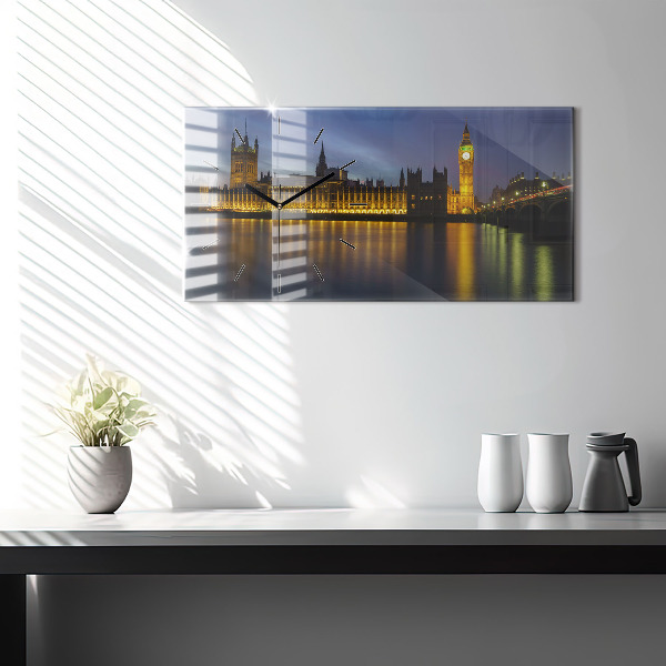 Ceas orizontale de perete din sticlă Palatul Winchester Londra