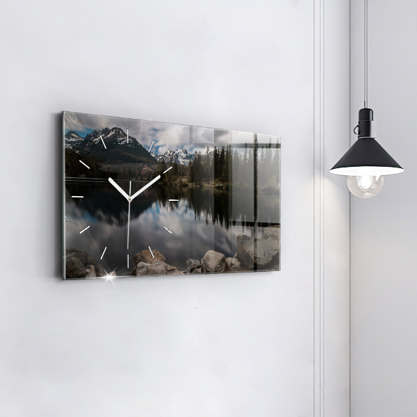 Ceas orizontale de perete din sticlă Înaltul Tatra din Slovacia