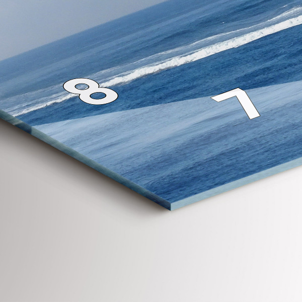 Ceas orizontale de perete din sticlă O barcă cu vele pe ocean