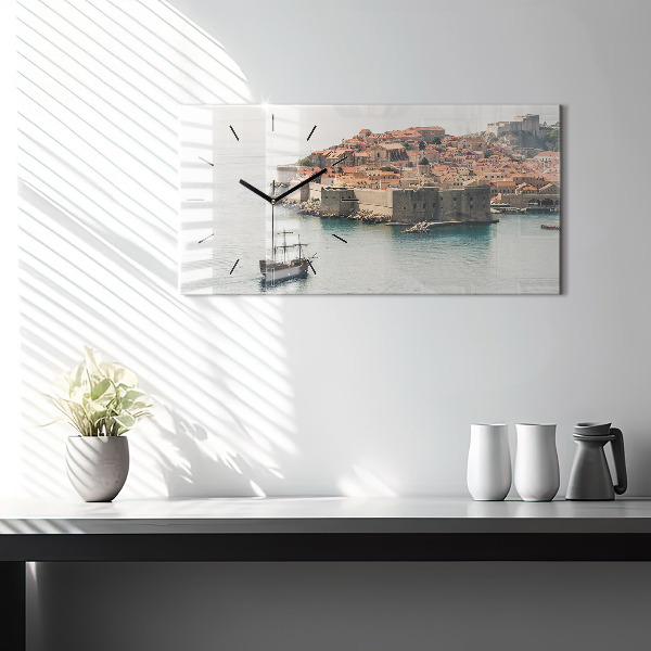 Ceas orizontale de perete din sticlă Nava cu pânze în Dubrovnik