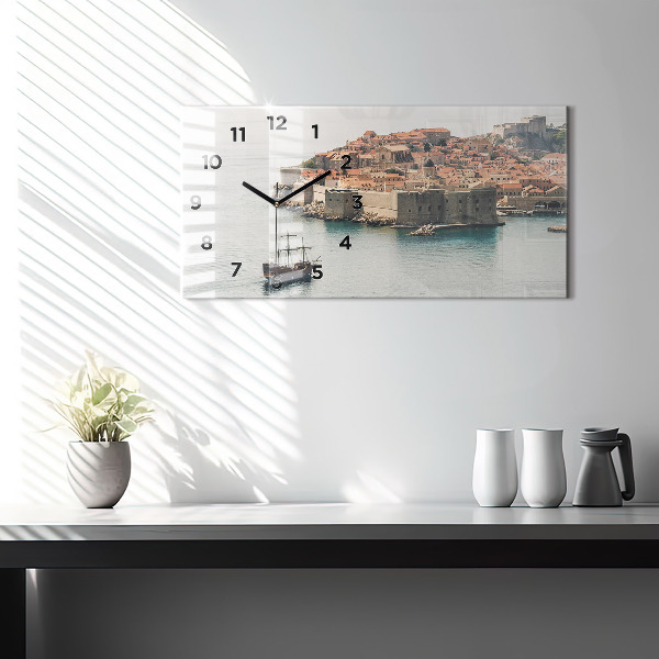 Ceas orizontale de perete din sticlă Nava cu pânze în Dubrovnik