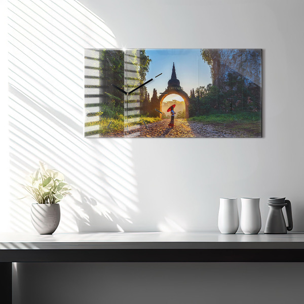 Ceas orizontale de perete din sticlă Parcul Surat Thani Thailanda