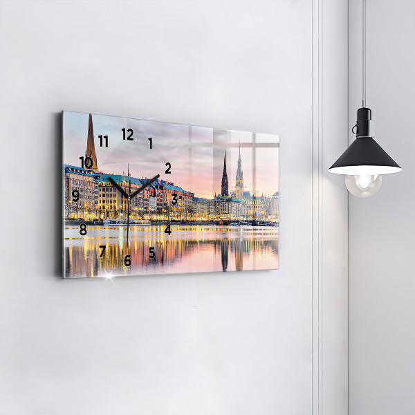 Ceas orizontale de perete din sticlă Alster în Hamburg