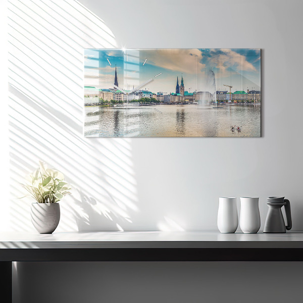 Ceas orizontale de perete din sticlă Binnenalster din Hamburg